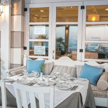 Swell Boutique Hotel