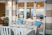 Swell Boutique Hotel