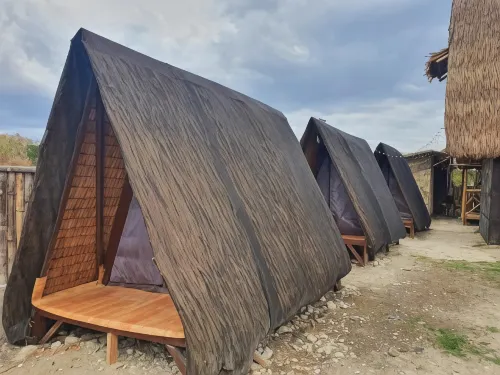 Calatagan's Bahay Kubo - with Beach Access