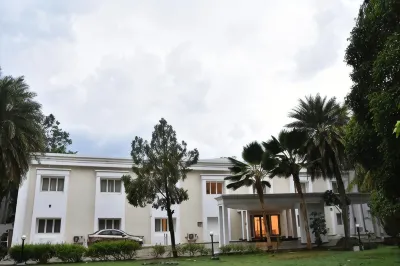 Poppys Vista Hotel