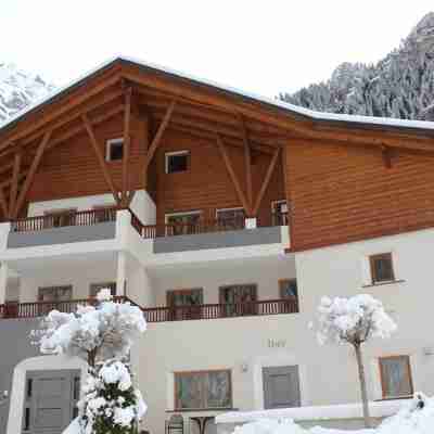 Hotel Argentum by Bergkristall Hotel Exterior