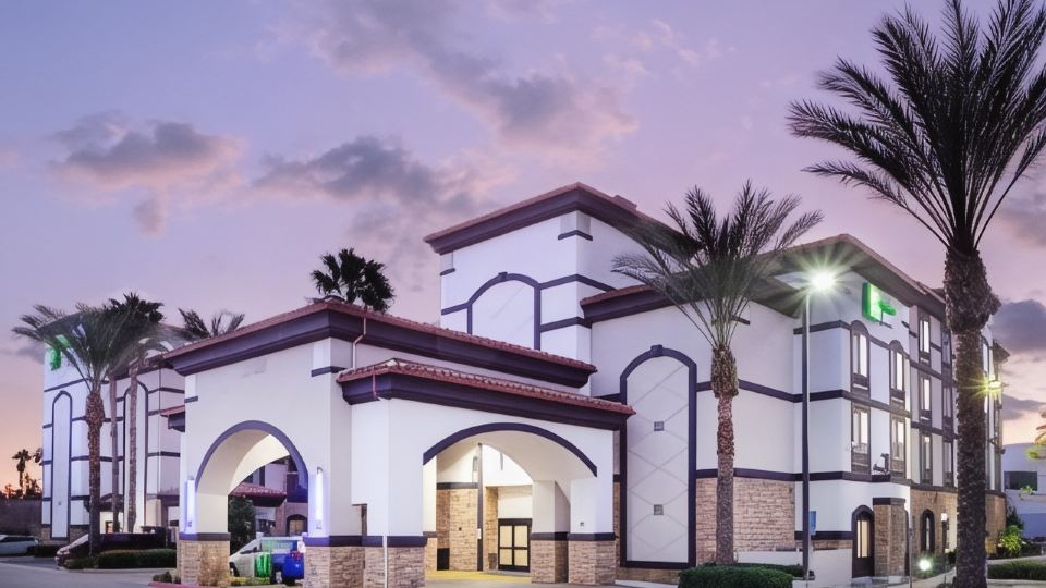 Holiday Inn Express & Suites ONTARIO AIRPORT by IHG
