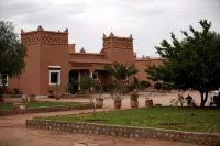 Kasbah Tizzarouine Các khách sạn ở Tamellalt