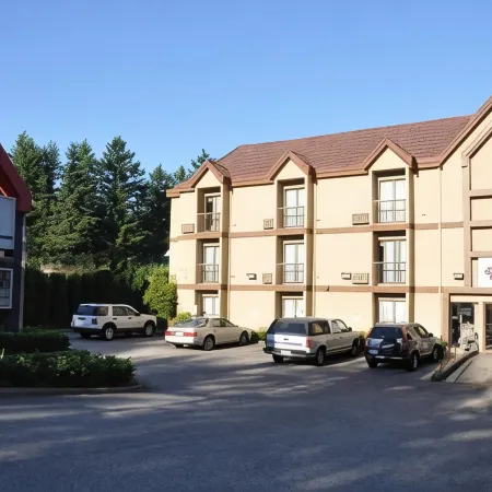 Canadian Inn
