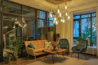 Botanica Hotel