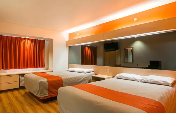 6號梧桐汽車旅館