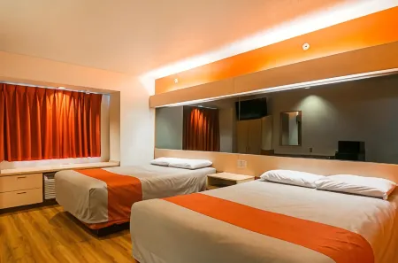 Motel 6 Sycamore, IL Отели в г. Де-Калб