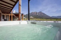 Raptor Rise Farm Hotel a Cape Winelands