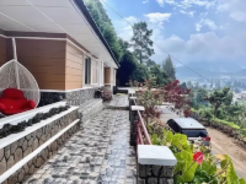 Villa Takasima Berastagi