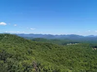 Carson's Run on Cedar Mountain--Cozy retreat with spectacular mountain views.