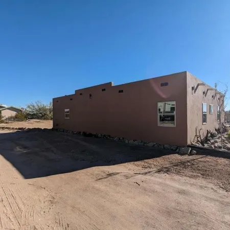 Home less than 5 minutes to the Beach at Elephant Butte!