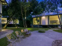 Villa Moreeda Hotels near Khao Chon Waterfall