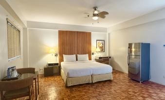 The Clipper House in Poblacion Makati