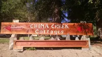 China Creek Cottages Hotels in Willow Creek