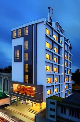 The Senate Hotel Hotels in der Nähe von Pazhangad Beach