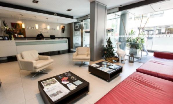 3. 아이어스 아파트..