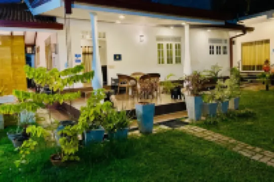 White Villa Airport Transit Hotel