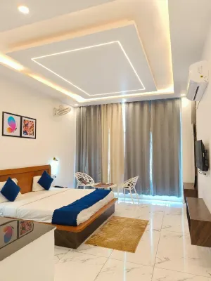 The Pine Paradise Raddison Pharmaceutical, Jhar Majhri 주변 호텔