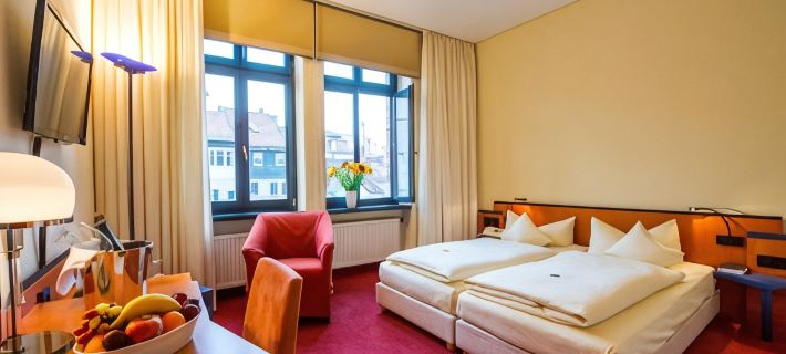 Hotel Zum Ritter Hotele w: Fulda