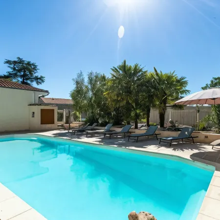 Logis Hôtel l'Oliveraie