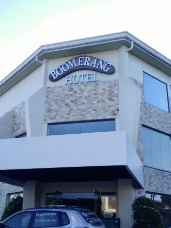 Boomerang Hotel Отели рядом с достопримечательностью «Филдс-авеню»