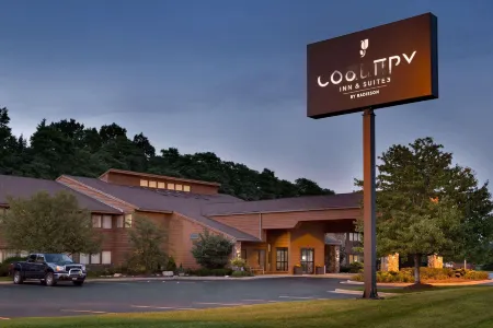 Country Inn & Suites by Radisson, Mishawaka, IN