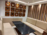 Hotel Samrat فنادق في Jhansi Rly. Settl