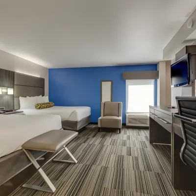 Alexis Inn and Suites Hotel Отели рядом с достопримечательностью «Опри Миллс»