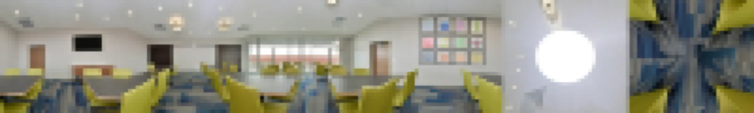 Holiday Inn Express & Suites MADISON by IHG