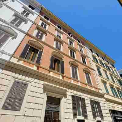 Redseven Rome Apartments Hotel Exterior