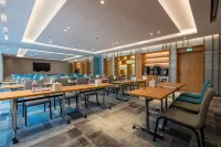 West Walk Retaj Hotel Hotels in Al Rayyan