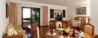 Grand Whiz Hotel Trawas Mojokerto Hotel di Kecamatan Gempol