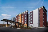 TownePlace Suites Pittsburgh Cranberry Township Hotels near BelleVue Commons