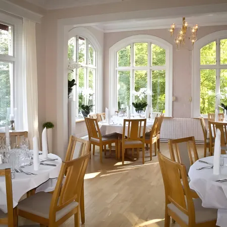 Karstorp Säteri – Hotell Och Konferens