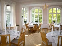 Karstorp Säteri – Hotell Och Konferens