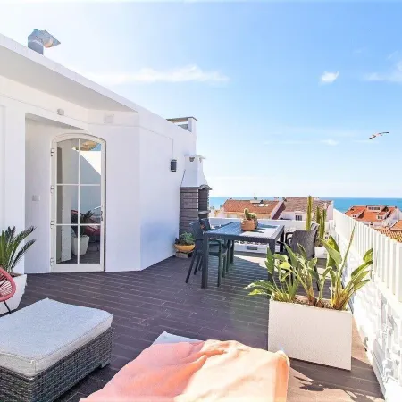 Nesha Ericeira Flats