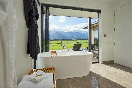 Glenburn Coastal Retreat