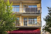 Charming Oslo Apartment With Balcony & Rooftop Access Hotels in Gamle Oslo