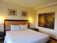 Naris Art Hotel - parking
