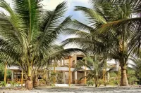 Seaside Garden Ecolodge Mompiche Hotel a 