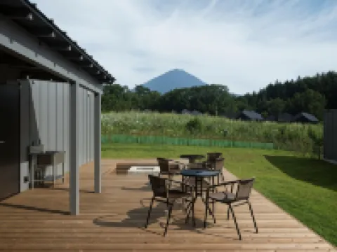 Glamping village Fujikawaguchiko Hotels in Narusawa