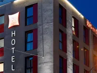 Ibis Muenchen City Sued Hotels near Untersbergstraße underground station