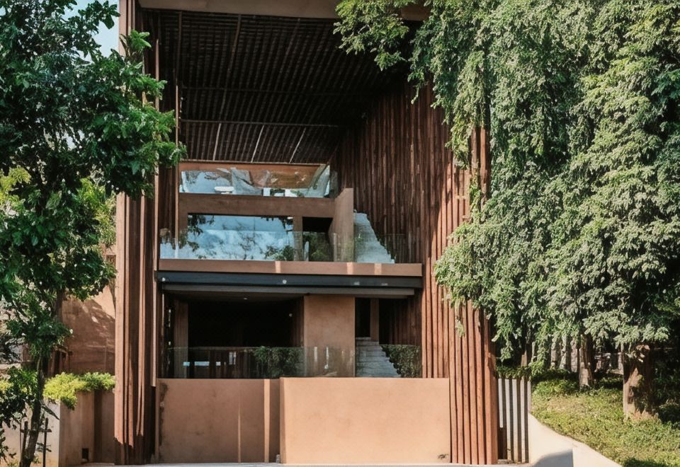 1. 모나즈 리버 콰..