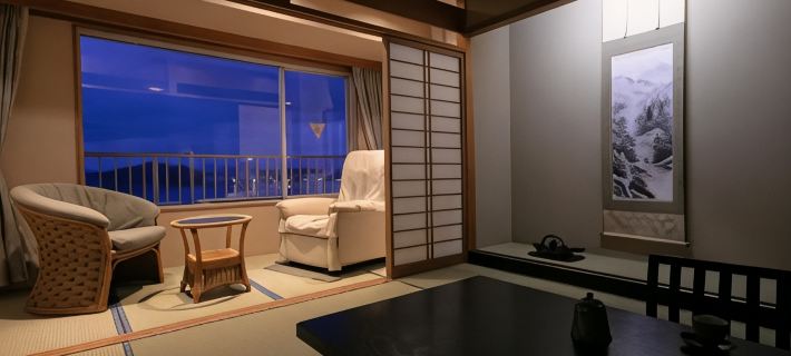 柳屋 白濱町酒店