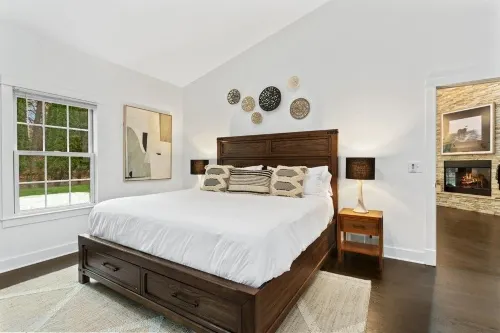 Sanctuary Retreat: Private Pool, Hot Tub & Firepit Hotels in Chikaming Township