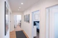 MH Living - 5 - Scandinavian Living Dream in Center