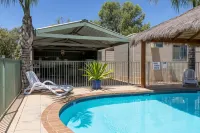 Paringa Caravan Park - Pool