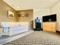 The Quincy Inn & Suites Hotels in Quincy