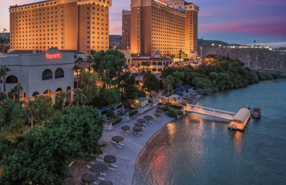 拉芙琳哈拉斯娛樂場酒店