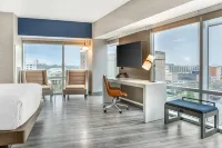 Cambria Hotel Niagara Falls